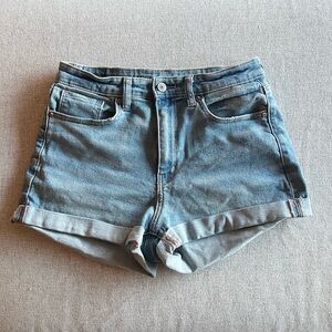 American Eagle Jean Denim Mom Short Cuffed Size 6